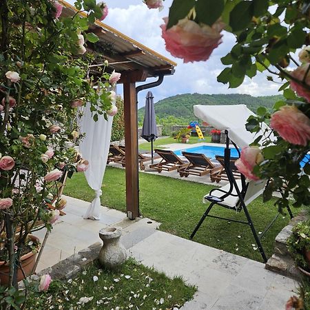 Villa Letizia Oprtalj Εξωτερικό φωτογραφία