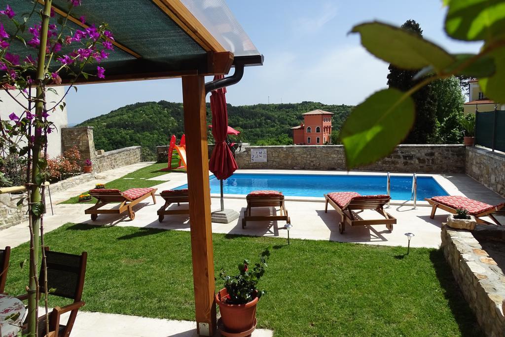 Villa Letizia Oprtalj Δωμάτιο φωτογραφία