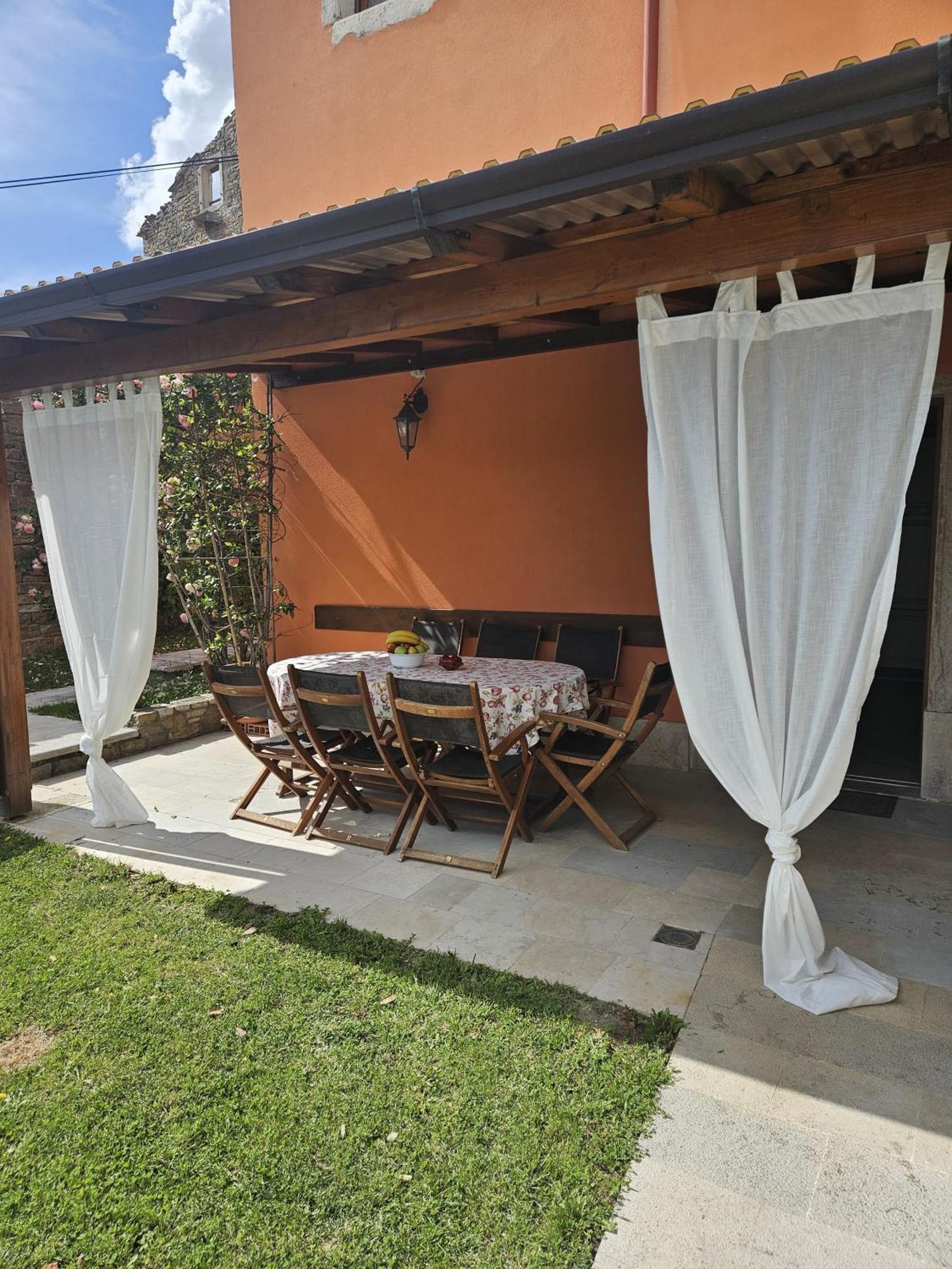Villa Letizia Oprtalj Εξωτερικό φωτογραφία