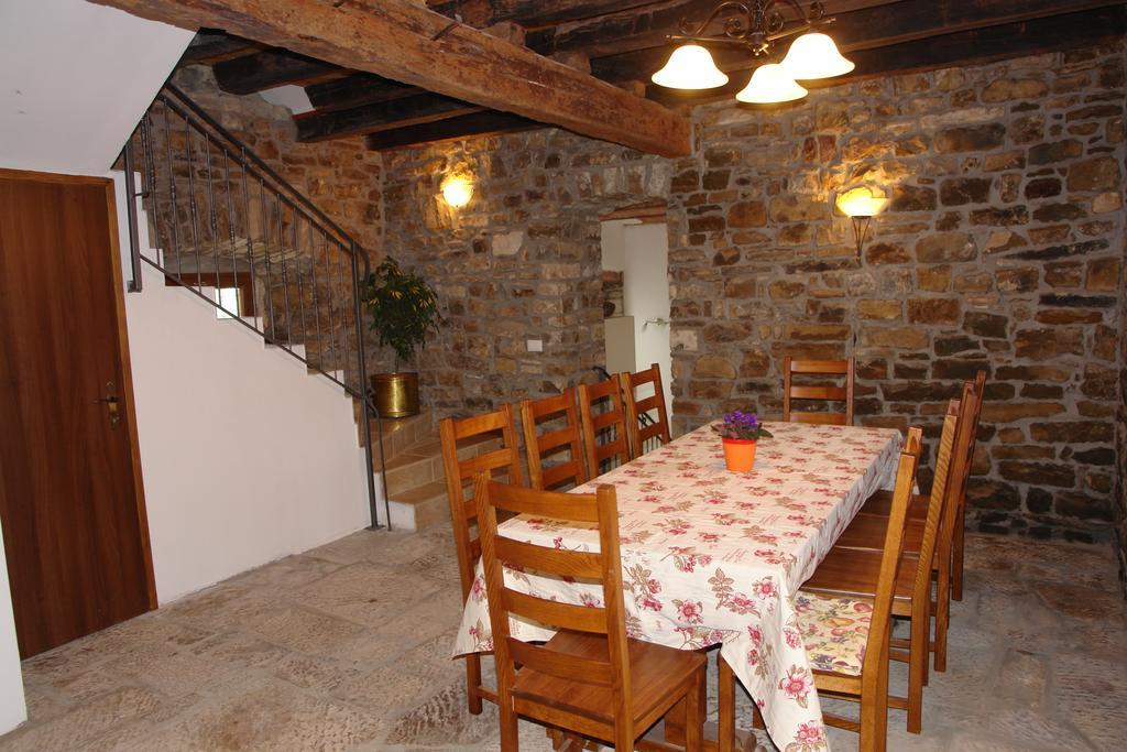 Villa Letizia Oprtalj Δωμάτιο φωτογραφία