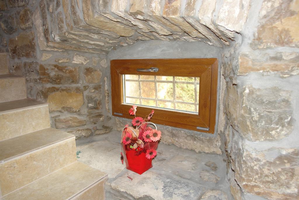 Villa Letizia Oprtalj Δωμάτιο φωτογραφία