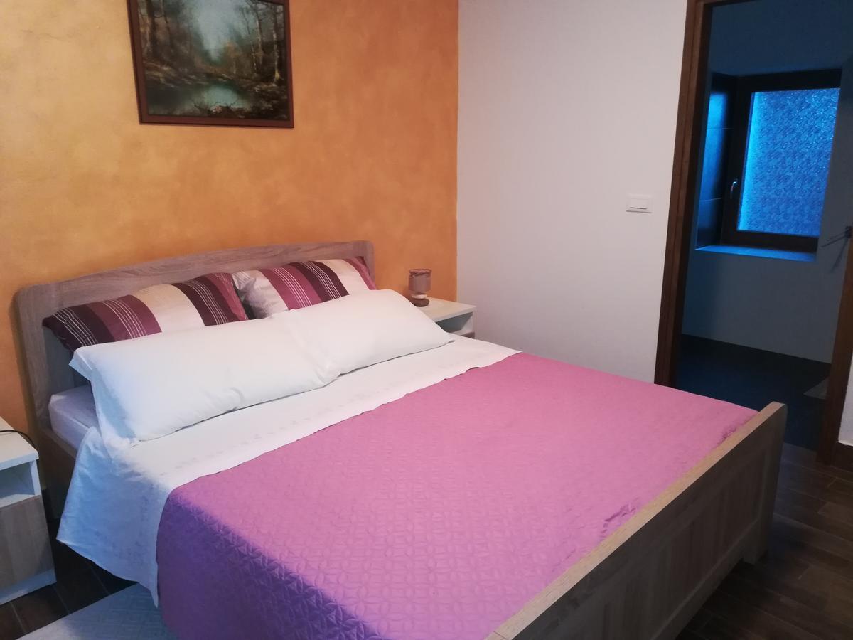 Villa Letizia Oprtalj Εξωτερικό φωτογραφία